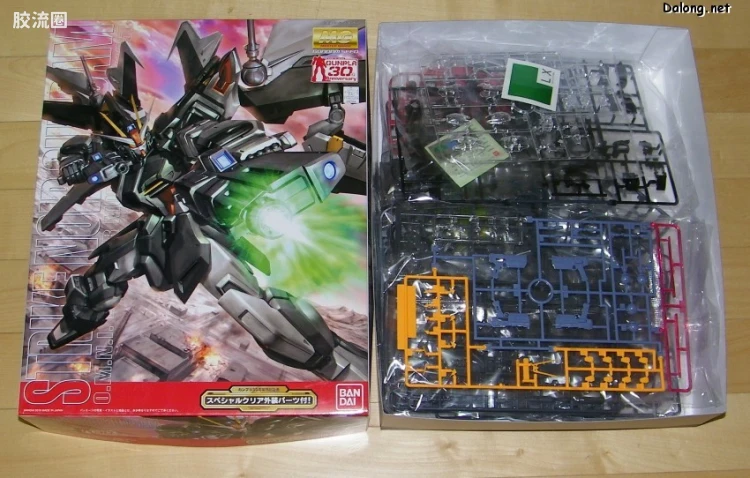 MG 高达30周年透明配件版 强袭·黑 - 图片