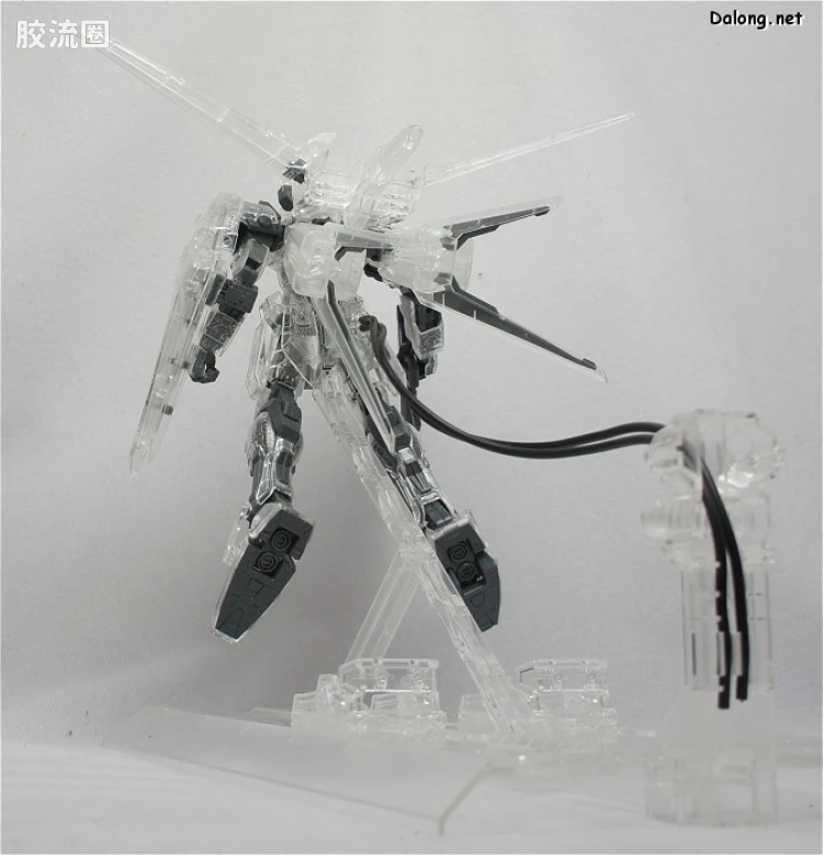 MG 限定透明版 GAT-X105 强袭高达 - 图片