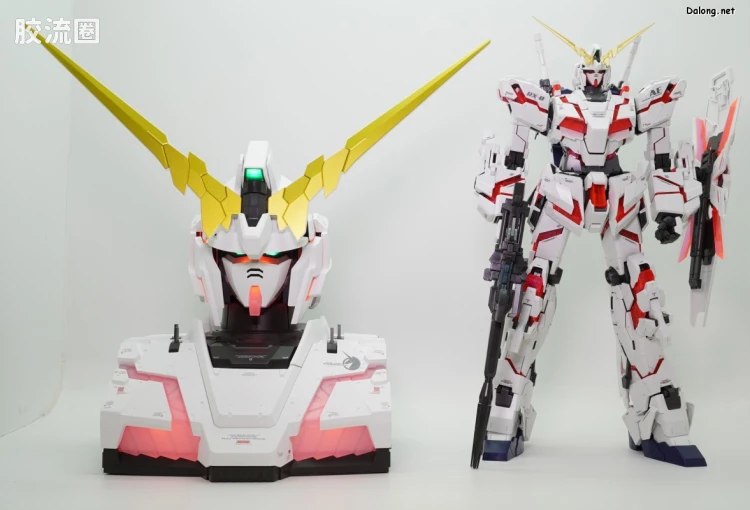万代 大比例胸像系列 REAL EXPERIENCE MODEL RX-0 独角兽高达 自动变形版 - 图片