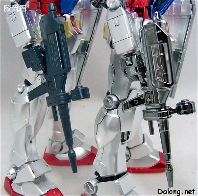 MG 限定电镀版 RX-78-2 高达 金属涂装版 - 图片