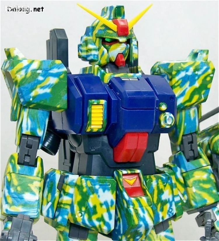 MG 限量版RX-79[G]特别涂装版 陆战型高达 极地涂装C - 图片