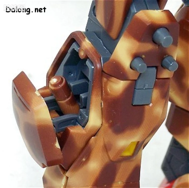 MG 限量版RX-79[G]特别涂装版 陆战型高达 沙漠涂装B - 图片