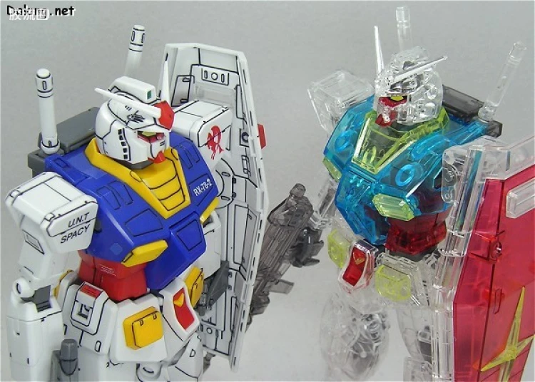 MG 水晶版 RX-78-2 高达 彩色透明版 - 图片