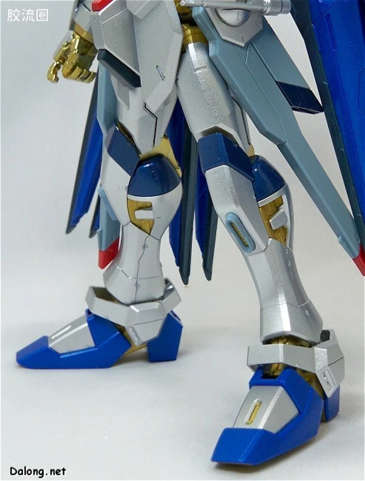 MG 彩色电镀版 强袭自由高达 Extra Finish版 - 图片