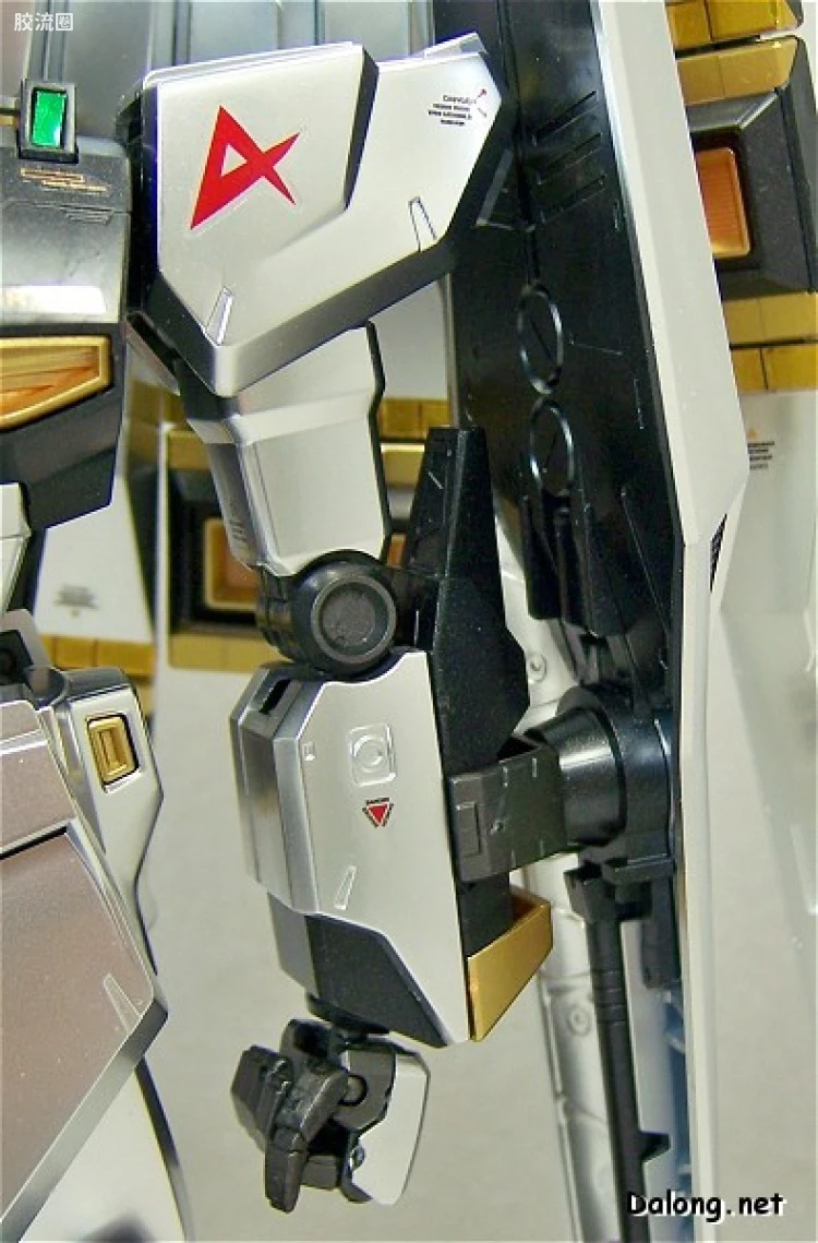 MG 彩色电镀版 ν高达金属涂装版 - 图片