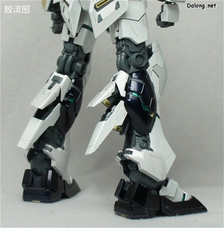 MG 彩色电镀版 RX-93 V高达 ver.ka 钛版 - 图片