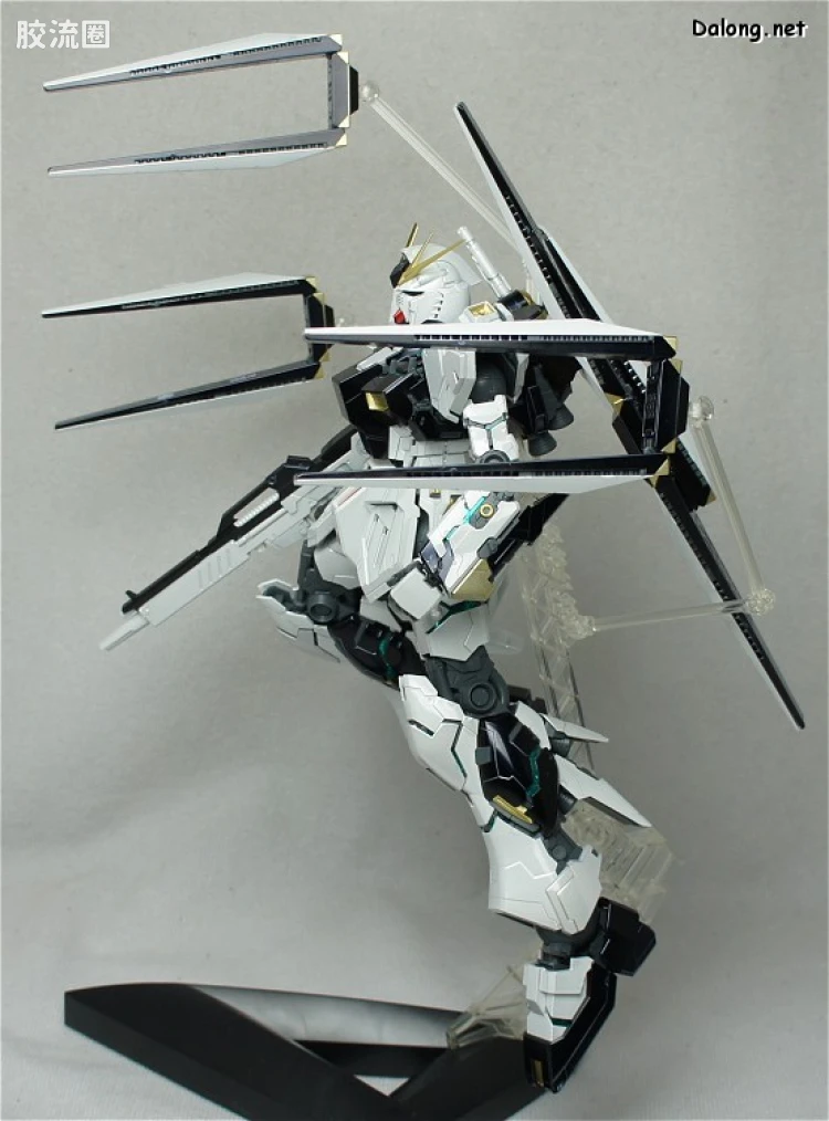 MG 彩色电镀版 RX-93 V高达 ver.ka 钛版 - 图片