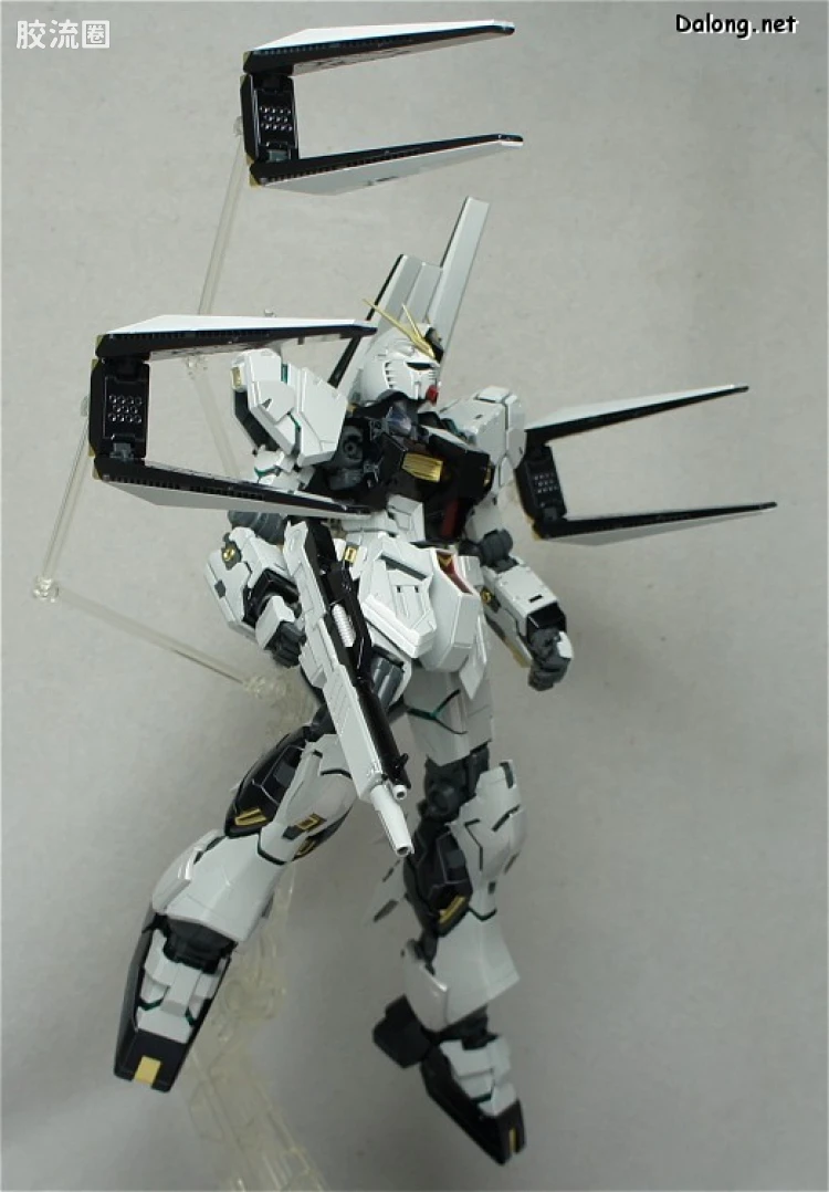 MG 彩色电镀版 RX-93 V高达 ver.ka 钛版 - 图片