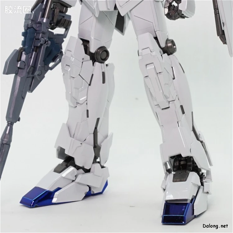 MG 彩色电镀版 独角兽高达钛合金配色(红绿骨架Ver.) - 图片
