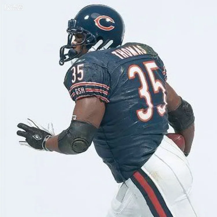 麦克法兰NFL美式足球系列玩具 第5代 ANTHONY THOMAS
