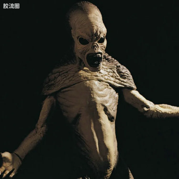 麦克法兰电影与连续剧系列 X档案 ATTACK ALIEN