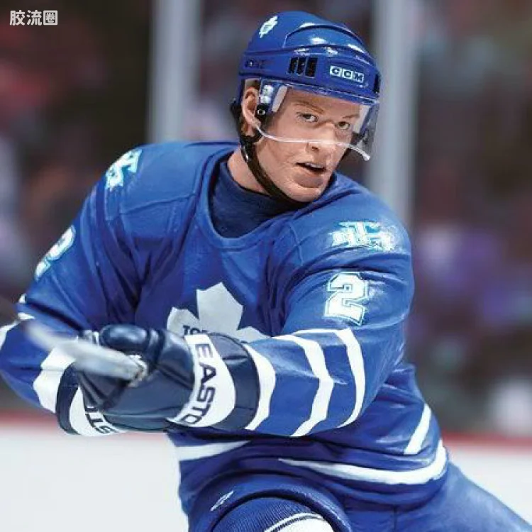麦克法兰NHL冰球系列玩具 第9代 BRIAN LEETCH