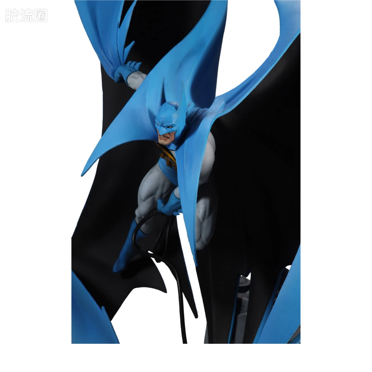 麦克法兰 DC多元宇宙/DC Direct雕像系列 DC设计师系列 蝙蝠侠：第二年 托德·麦克法兰版 - 图片