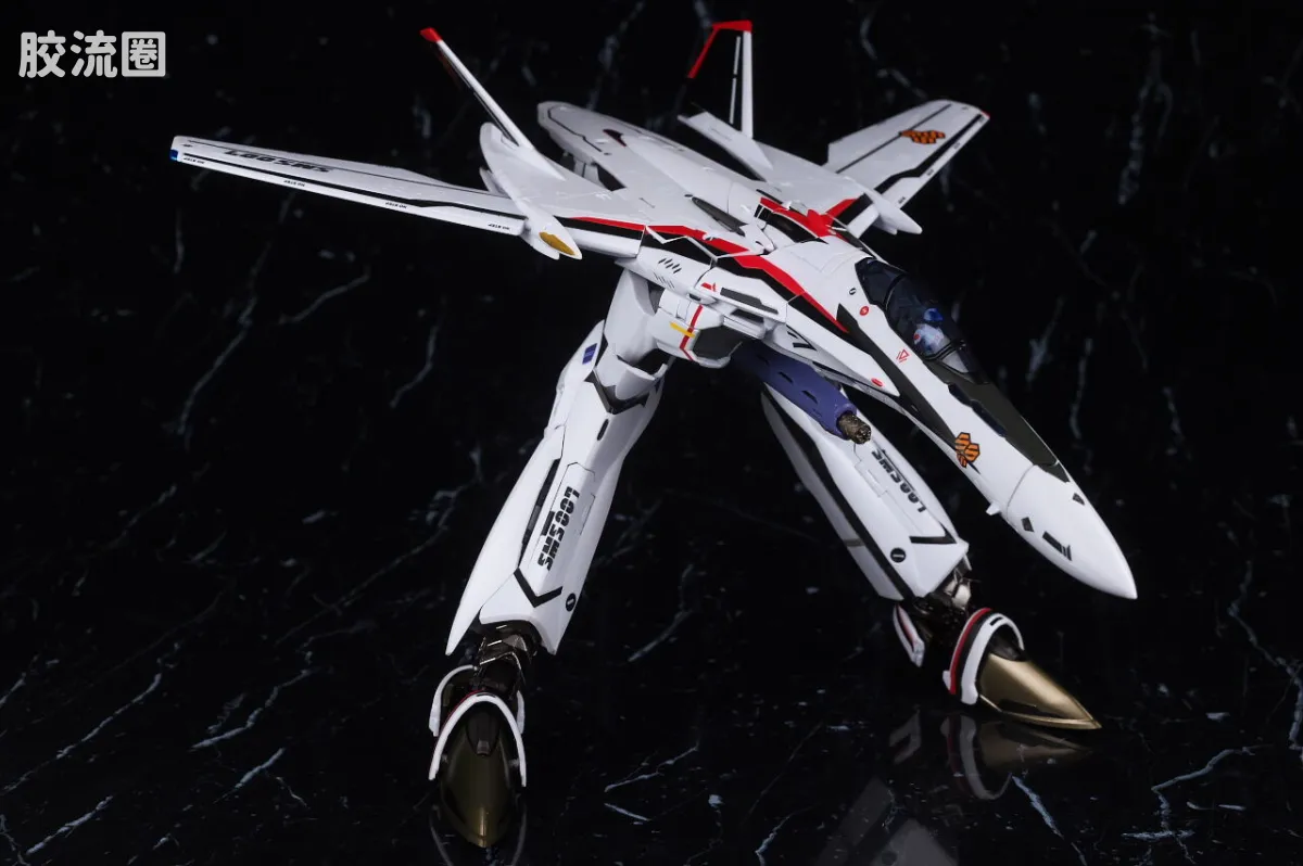 DX超合金系列 限定及特别版 VF-25F 龙卷弥赛亚女武神(早乙女阿尔特机) REVIVAL Ver. - 图片