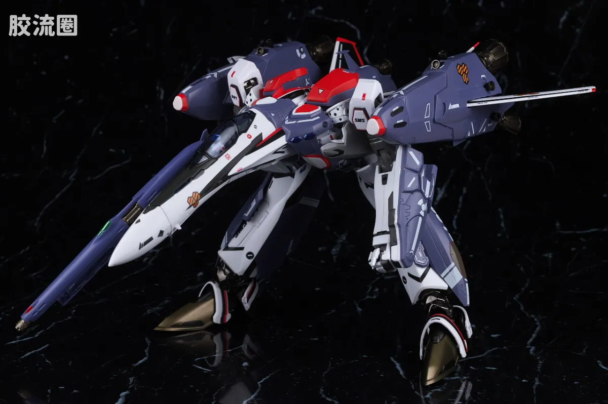 DX超合金系列 限定及特别版 VF-25F 龙卷弥赛亚女武神(早乙女阿尔特机) REVIVAL Ver. - 图片