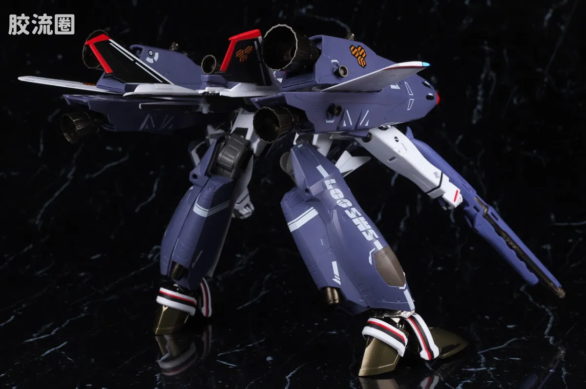 DX超合金系列 限定及特别版 VF-25F 龙卷弥赛亚女武神(早乙女阿尔特机) REVIVAL Ver. - 图片
