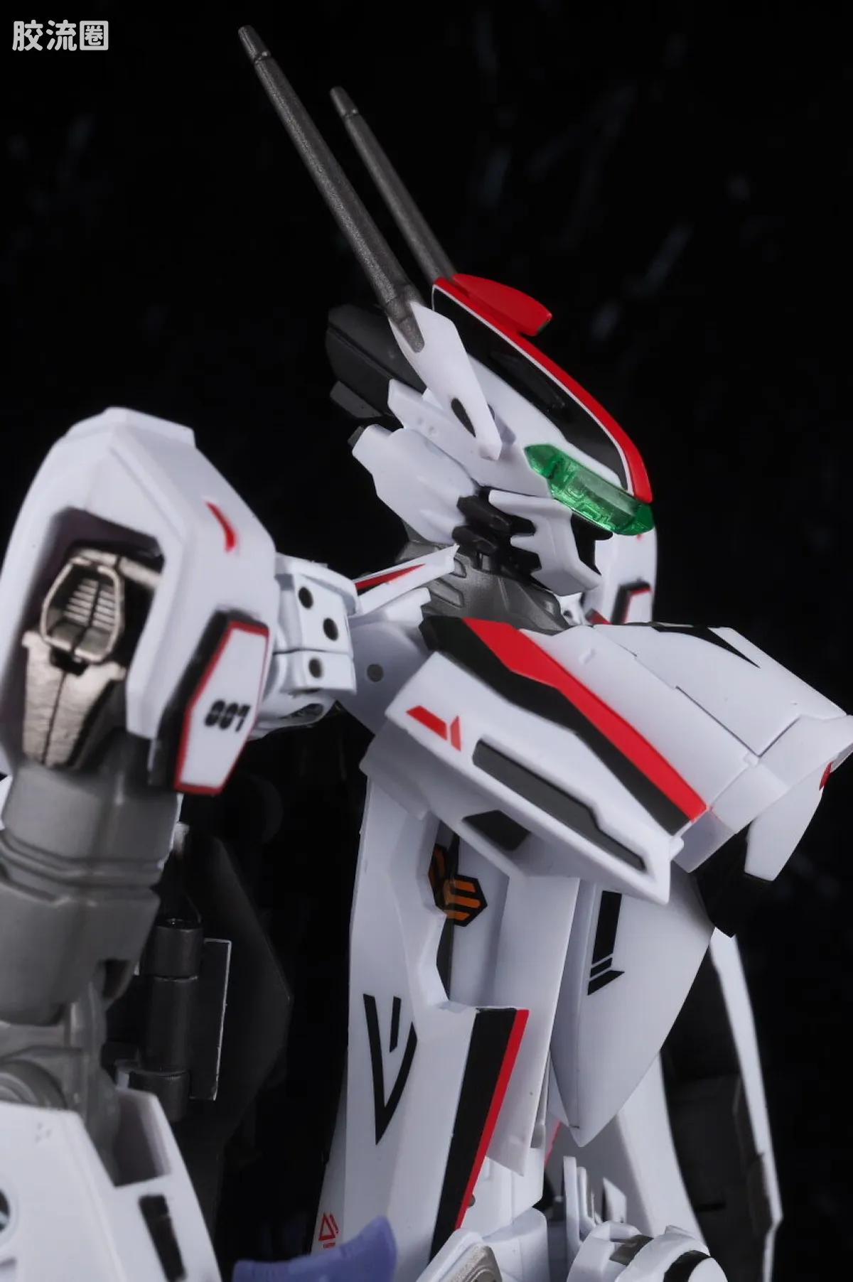 DX超合金系列 限定及特别版 VF-25F 龙卷弥赛亚女武神(早乙女阿尔特机) REVIVAL Ver. - 图片