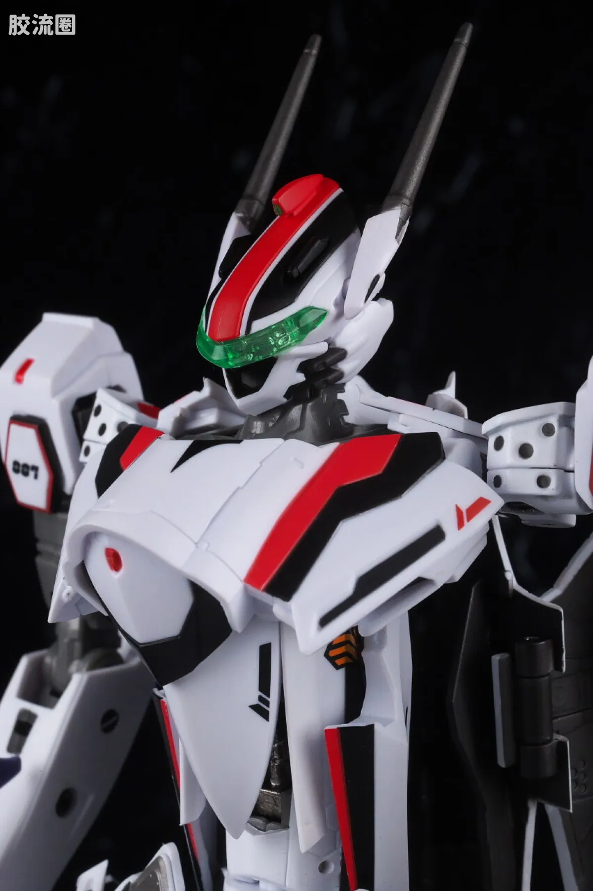 DX超合金系列 限定及特别版 VF-25F 龙卷弥赛亚女武神(早乙女阿尔特机) REVIVAL Ver. - 图片