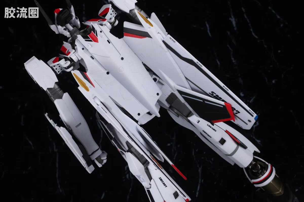 DX超合金系列 限定及特别版 VF-25F 龙卷弥赛亚女武神(早乙女阿尔特机) REVIVAL Ver. - 图片
