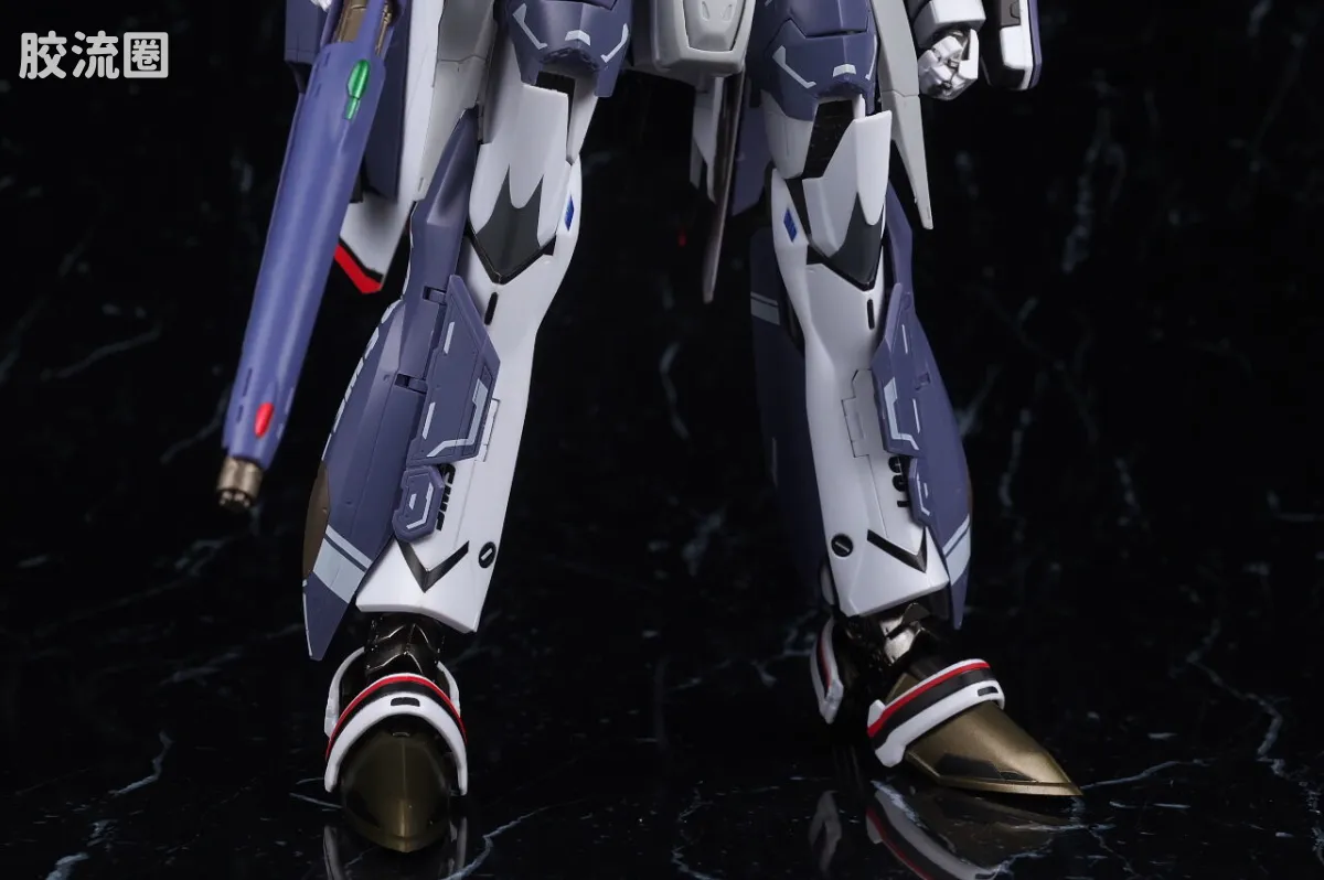 DX超合金系列 限定及特别版 VF-25F 龙卷弥赛亚女武神(早乙女阿尔特机) REVIVAL Ver. - 图片