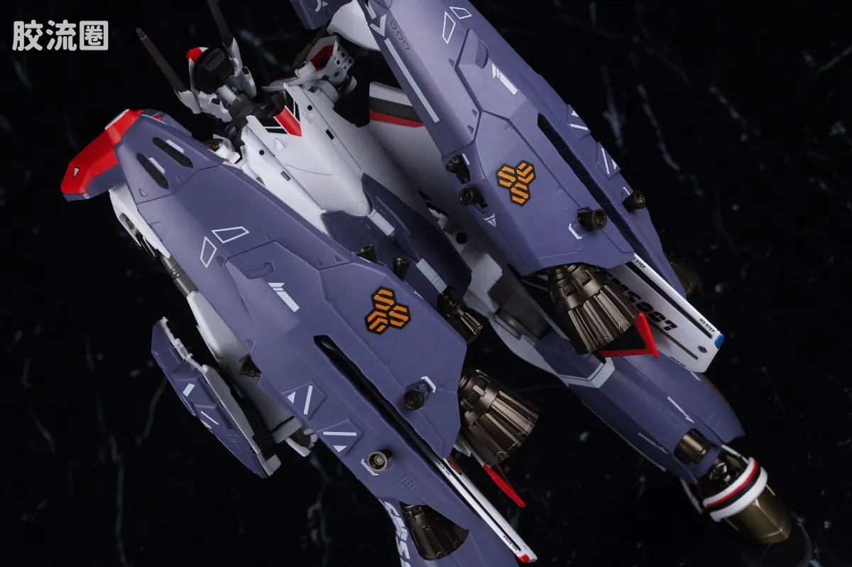 DX超合金系列 限定及特别版 VF-25F 龙卷弥赛亚女武神(早乙女阿尔特机) REVIVAL Ver. - 图片