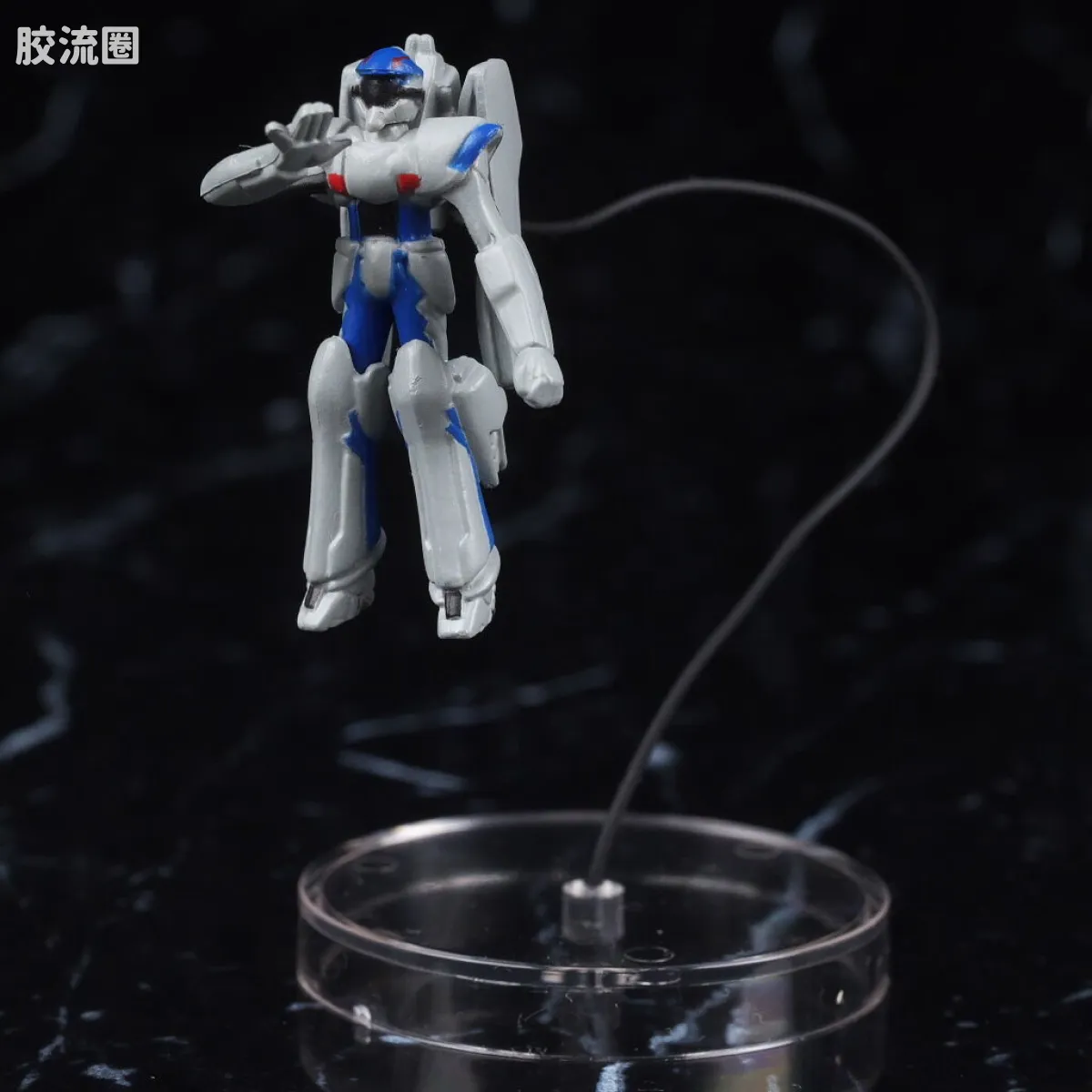 DX超合金系列 限定及特别版 VF-25F 龙卷弥赛亚女武神(早乙女阿尔特机) REVIVAL Ver. - 图片