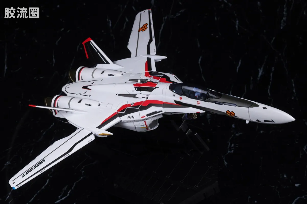 DX超合金系列 限定及特别版 VF-25F 龙卷弥赛亚女武神(早乙女阿尔特机) REVIVAL Ver. - 图片