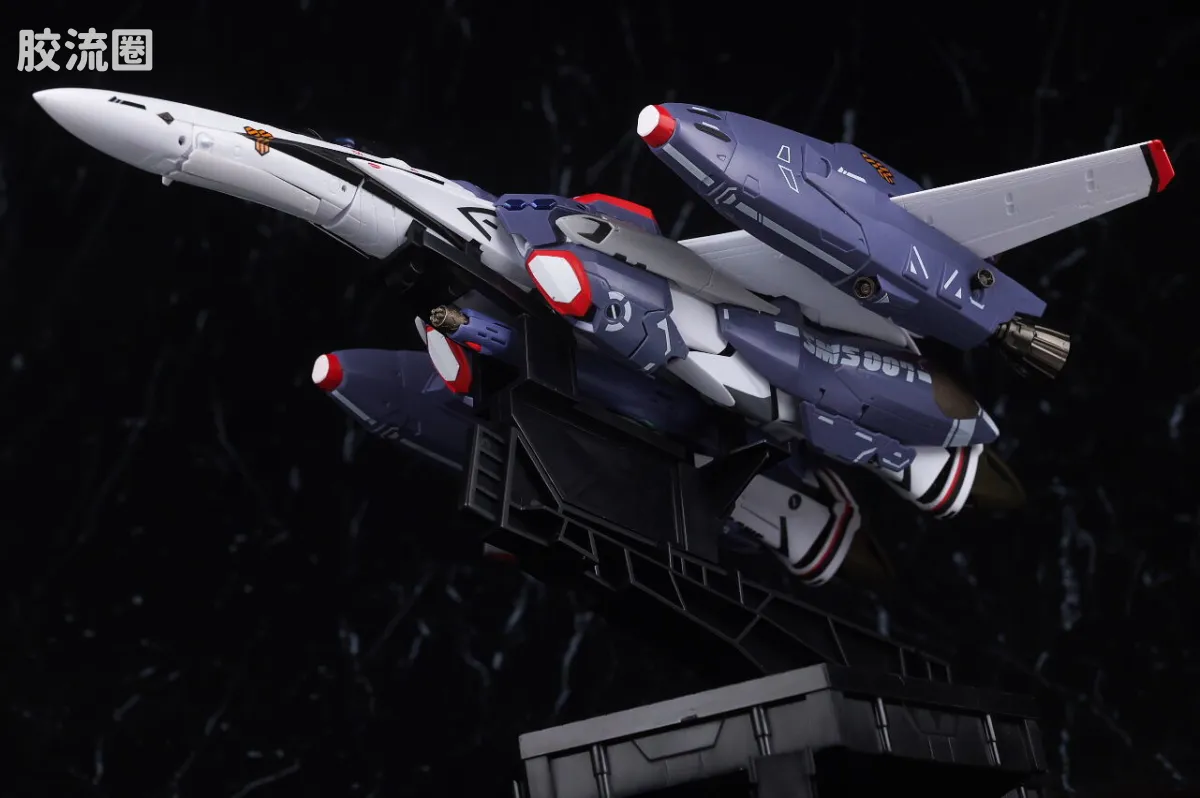 DX超合金系列 限定及特别版 VF-25F 龙卷弥赛亚女武神(早乙女阿尔特机) REVIVAL Ver. - 图片