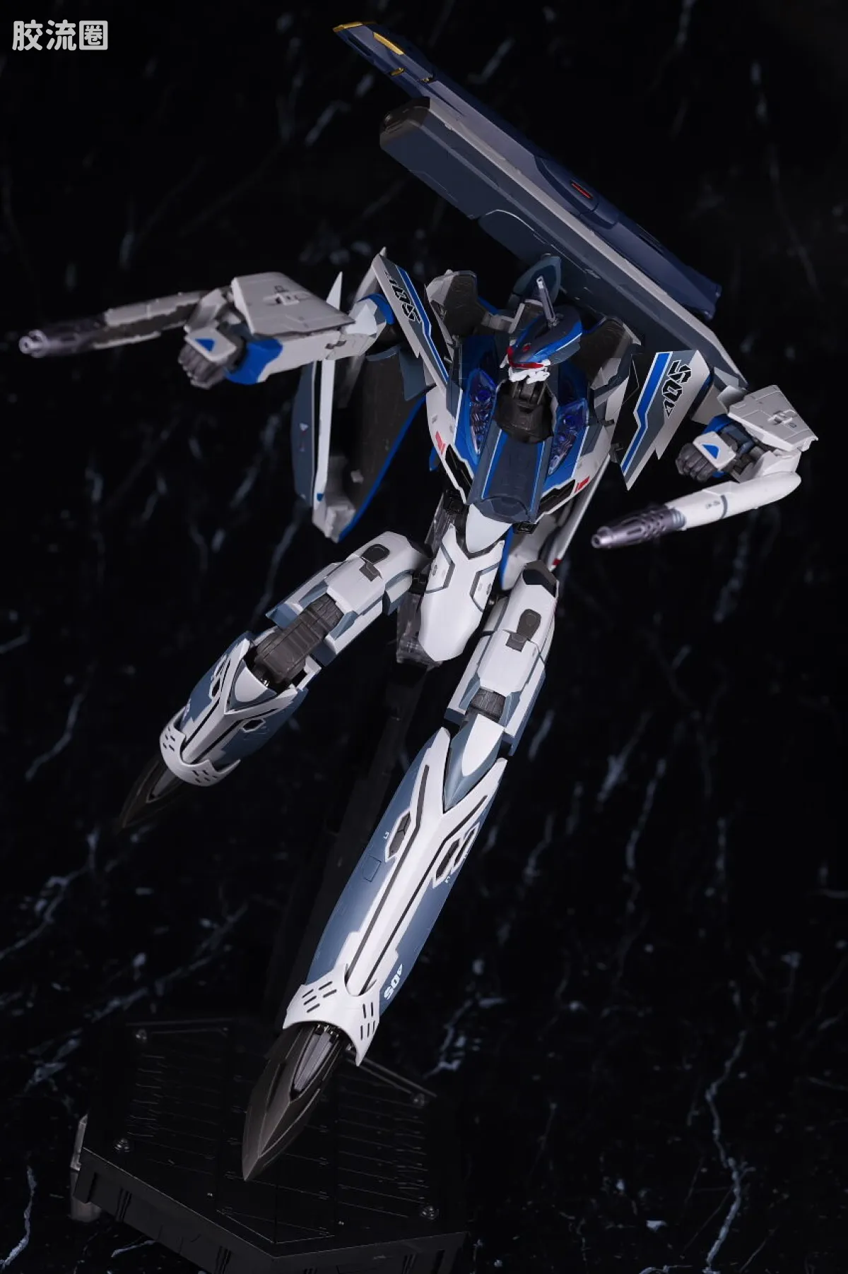 DX超合金系列 普通版 VF-31AX 凯罗斯PLUS(疾风·因梅尔曼机) - 图片