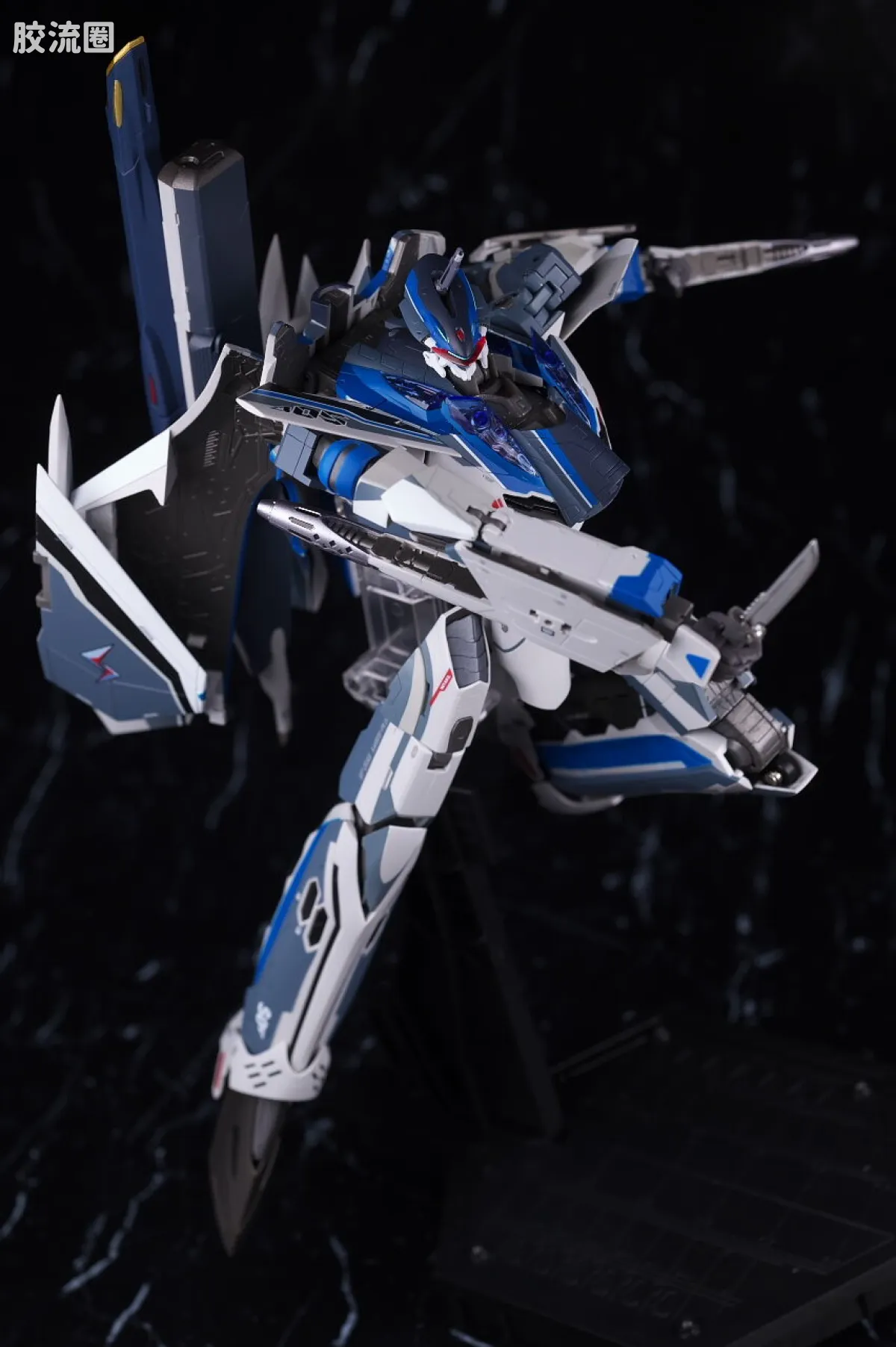 DX超合金系列 普通版 VF-31AX 凯罗斯PLUS(疾风·因梅尔曼机) - 图片