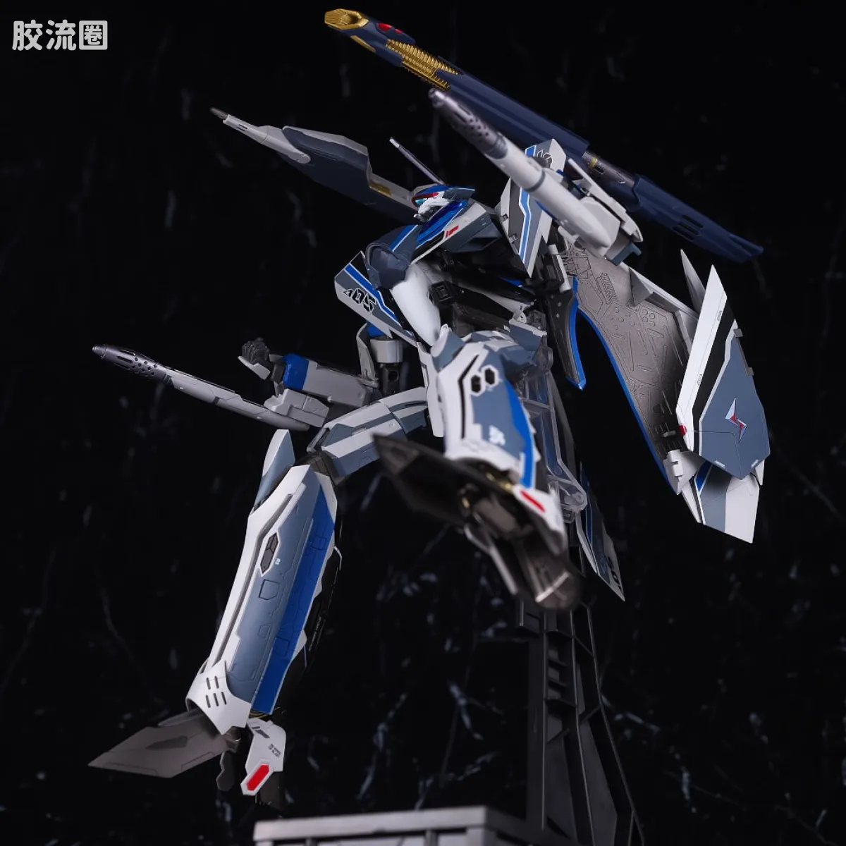 DX超合金系列 普通版 VF-31AX 凯罗斯PLUS(疾风·因梅尔曼机) - 图片