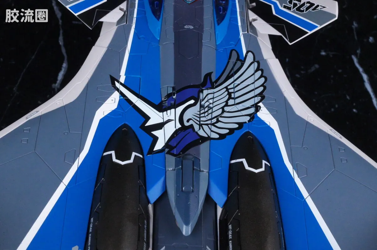 DX超合金系列 普通版 VF-31AX 凯罗斯PLUS(疾风·因梅尔曼机) - 图片
