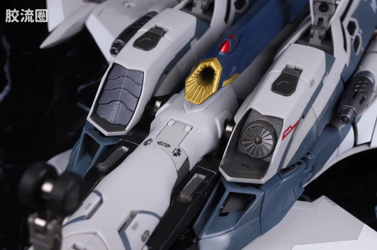 DX超合金系列 普通版 VF-31AX 凯罗斯PLUS(米拉吉·法莉娜·吉纳斯机) - 图片