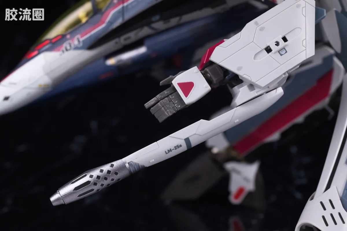 DX超合金系列 普通版 VF-31AX 凯罗斯PLUS(米拉吉·法莉娜·吉纳斯机) - 图片