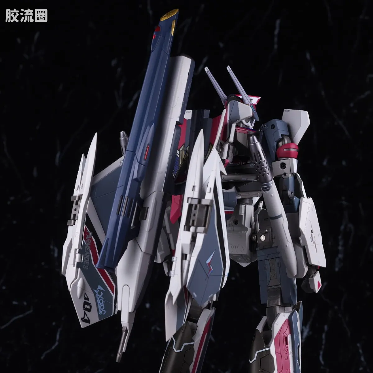 DX超合金系列 普通版 VF-31AX 凯罗斯PLUS(米拉吉·法莉娜·吉纳斯机) - 图片