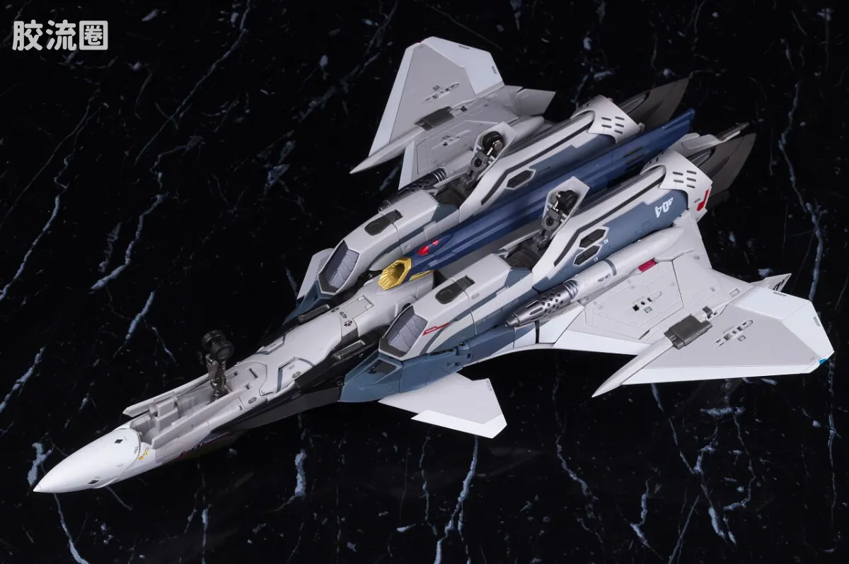 DX超合金系列 普通版 VF-31AX 凯罗斯PLUS(米拉吉·法莉娜·吉纳斯机) - 图片