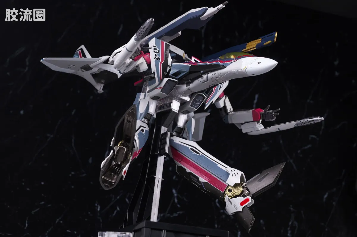DX超合金系列 普通版 VF-31AX 凯罗斯PLUS(米拉吉·法莉娜·吉纳斯机) - 图片