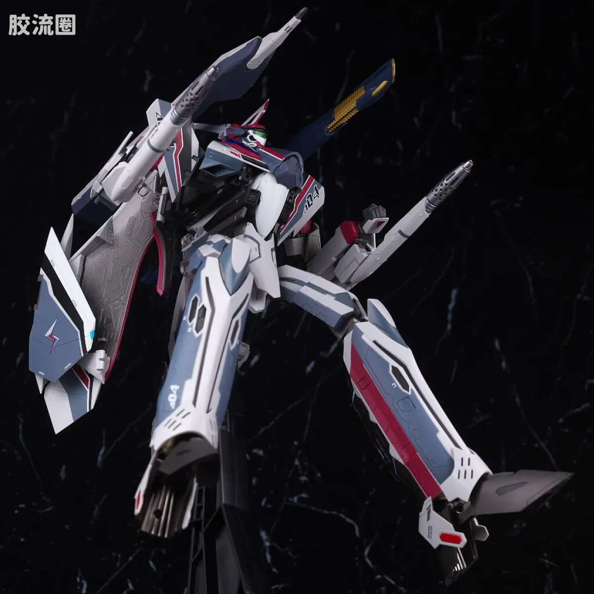 DX超合金系列 普通版 VF-31AX 凯罗斯PLUS(米拉吉·法莉娜·吉纳斯机) - 图片