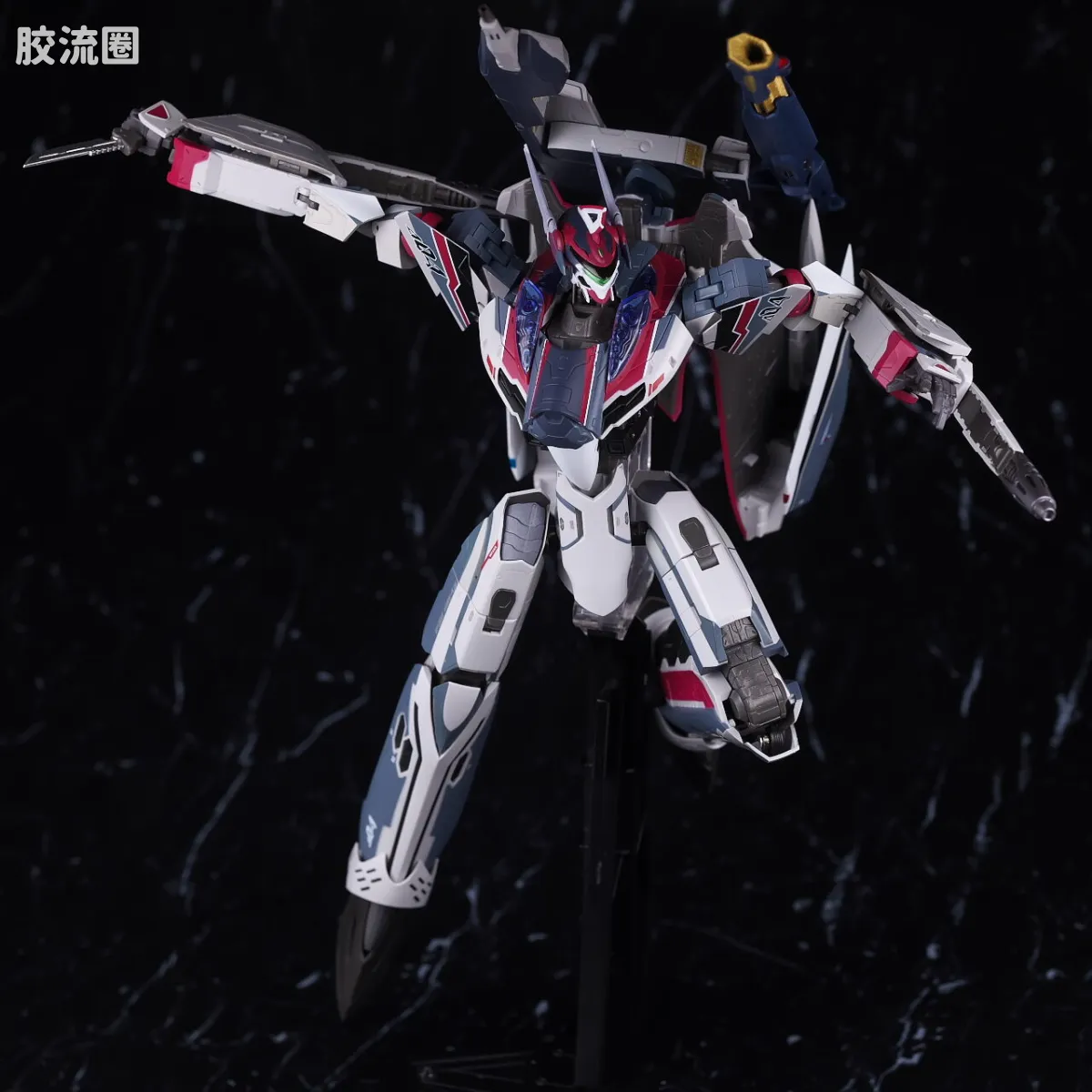 DX超合金系列 普通版 VF-31AX 凯罗斯PLUS(米拉吉·法莉娜·吉纳斯机) - 图片