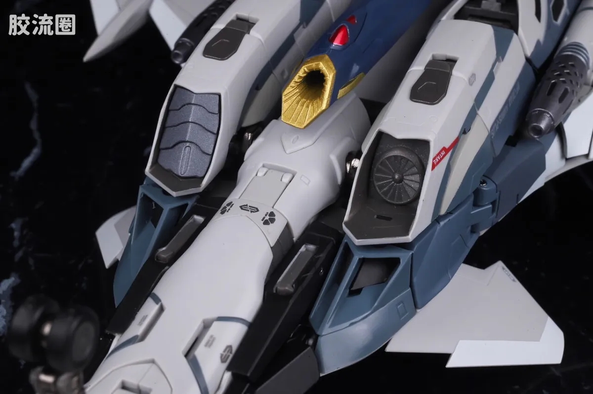 DX超合金系列 限定及特别版 VF-31AX 凯罗斯PLUS(博格•康瓦尔特机) - 图片