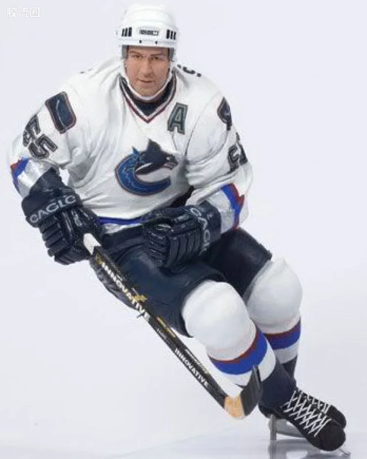 ED JOVANOVSKI