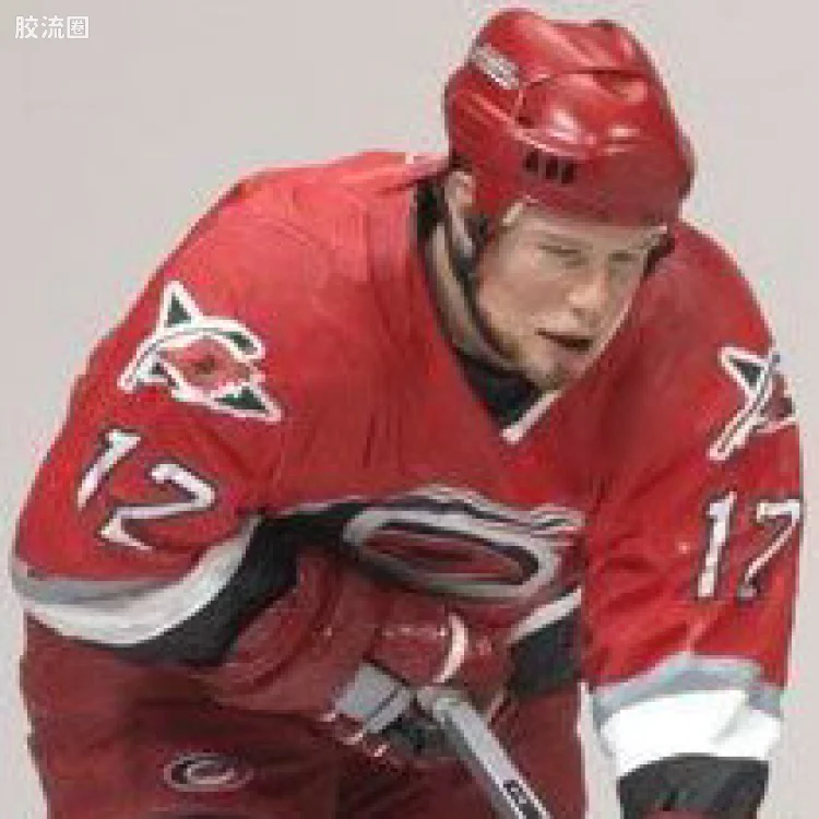 麦克法兰NHL冰球系列玩具 第15代 ERIC STAAL