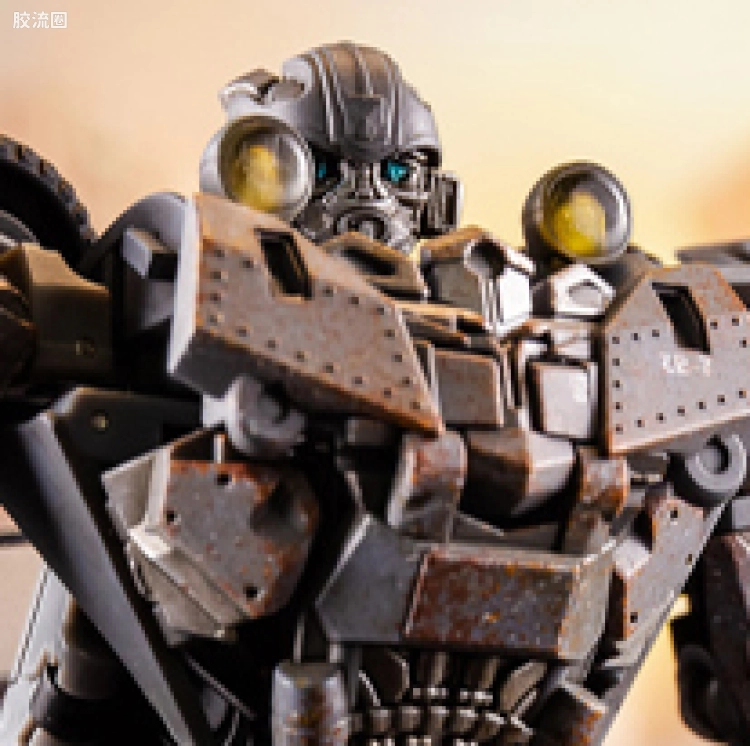 Toyworld变形玩具系列 普通版 FS-03 二战大黄蜂