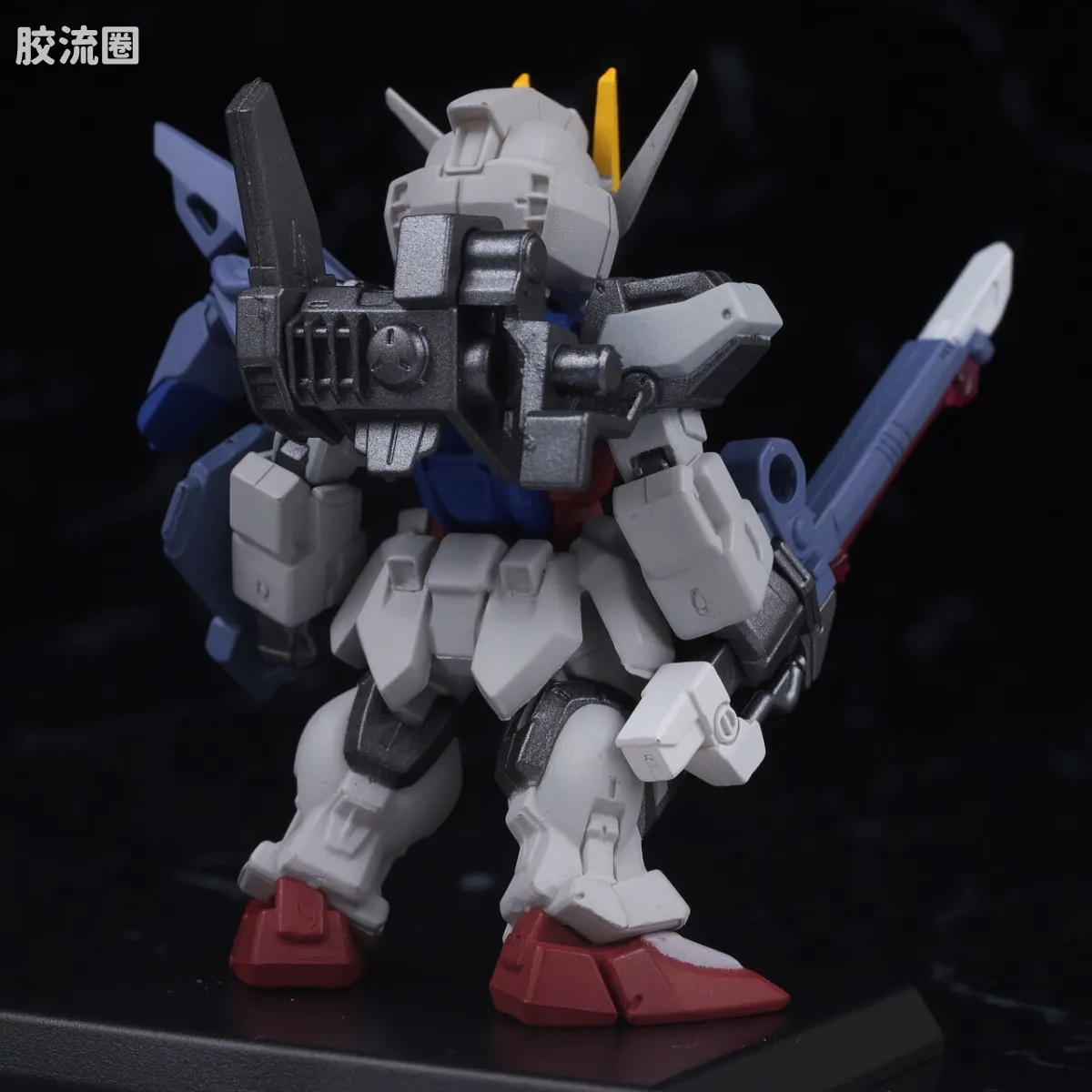 新FW系列食玩 GUNDAM CONVERGE CORE 强袭高达 全武器套装 - 图片
