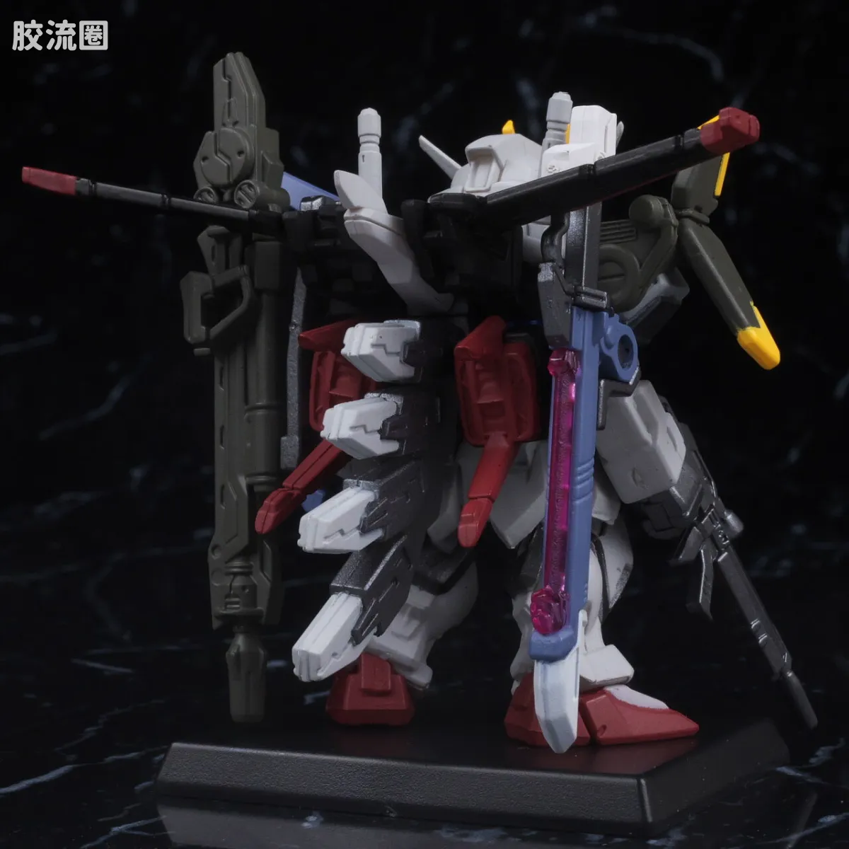新FW系列食玩 GUNDAM CONVERGE CORE 强袭高达 全武器套装 - 图片