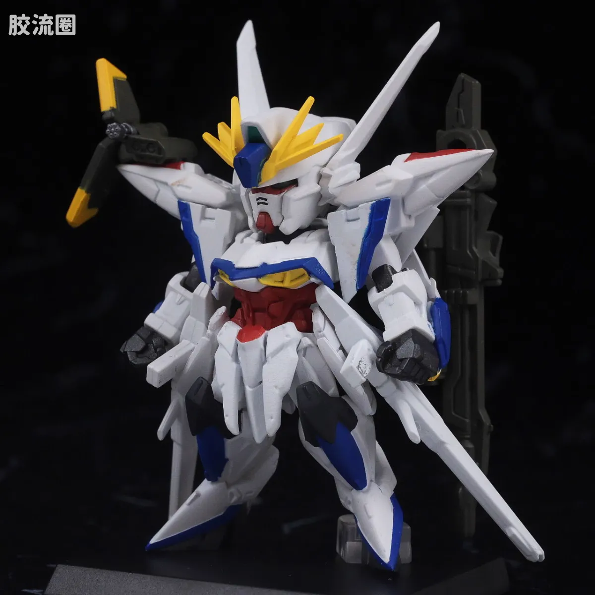 新FW系列食玩 GUNDAM CONVERGE CORE 强袭高达 全武器套装 - 图片