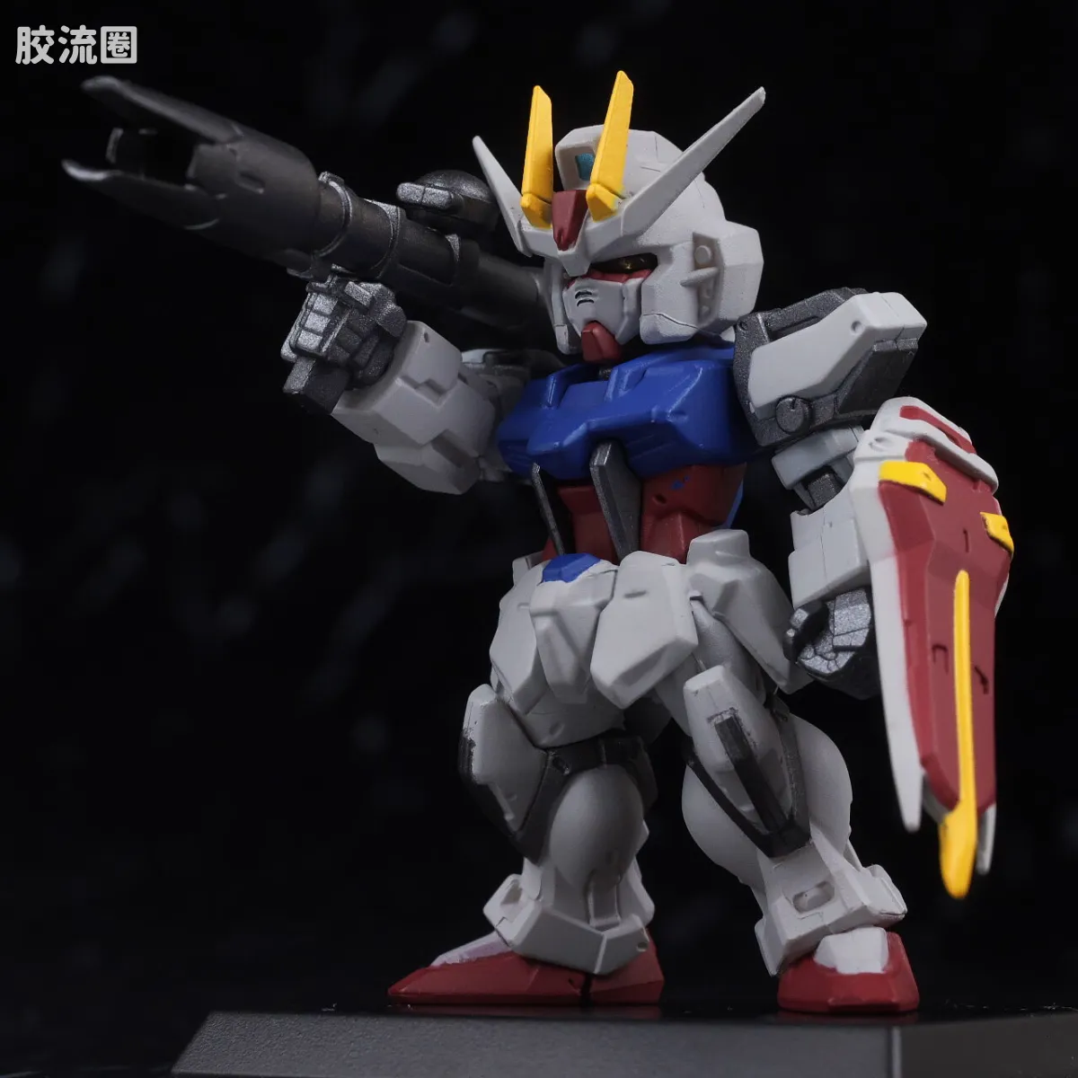 新FW系列食玩 GUNDAM CONVERGE CORE 强袭高达 全武器套装 - 图片