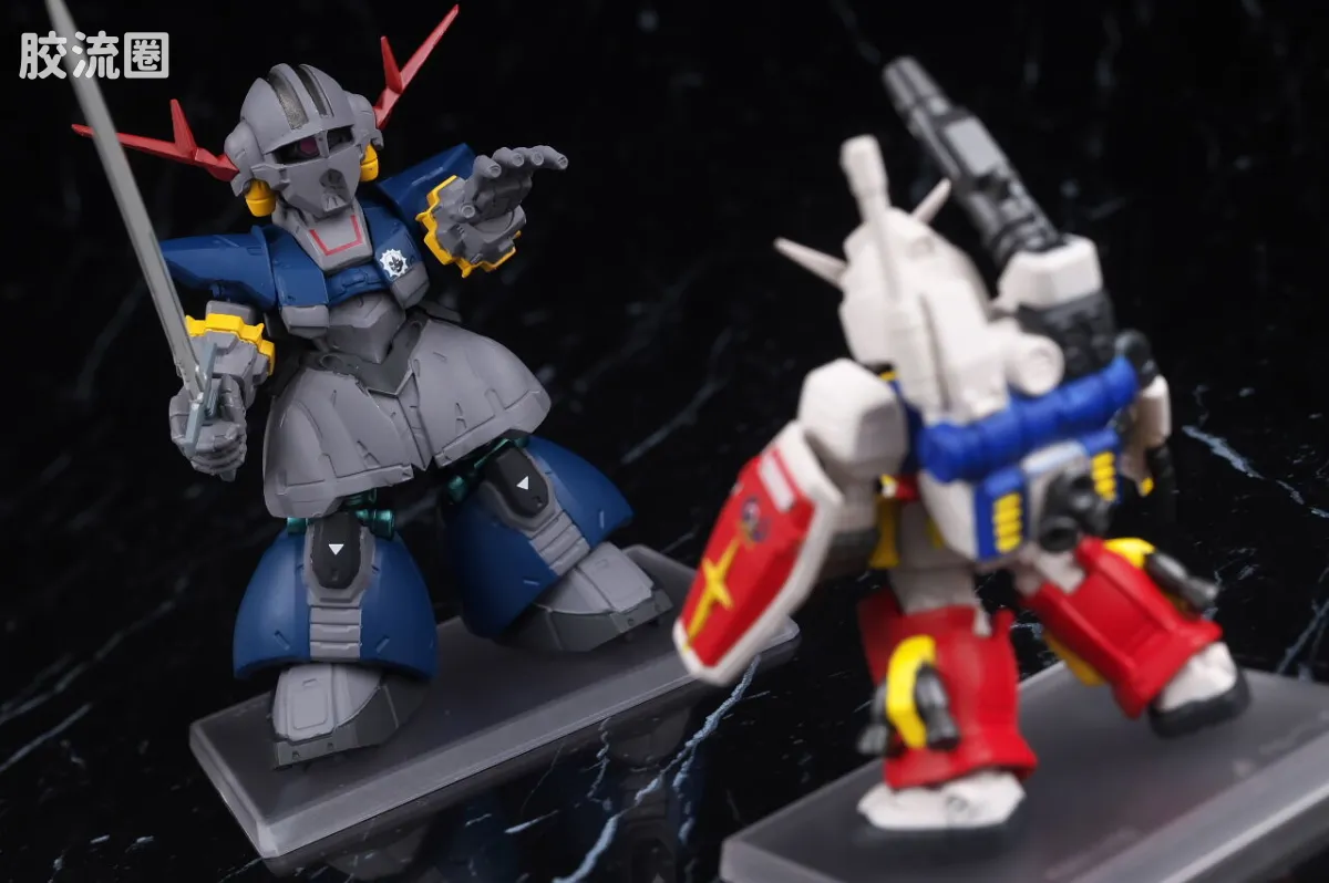新FW系列食玩 GUNDAM CONVERGE CORE 完美高达＆完美吉恩号套装 - 图片