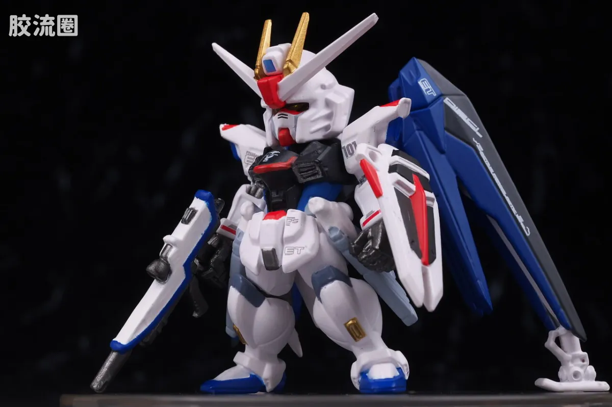新FW系列食玩 GUNDAM CONVERGE CORE 自由高达(高达中国计划版) - 图片