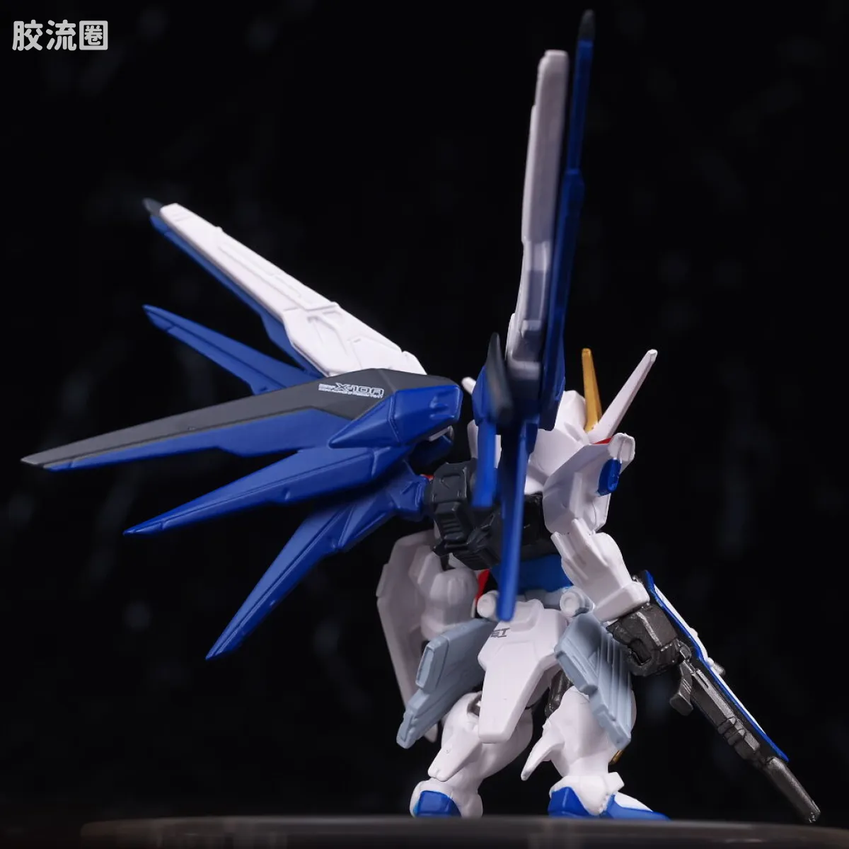 新FW系列食玩 GUNDAM CONVERGE CORE 自由高达(高达中国计划版) - 图片